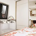 Zaza - & Style - King Bed, Modern, Parking *