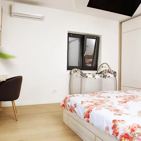Zaza - & Style - King Bed, Modern, Parking