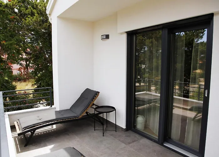 Apartamento Zaza - & Style - King Bed, Modern, Parking *